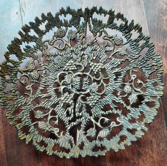 Vintage Modernist Solid Brass Footed Tray Plate Made in Israel - Picture 8 of 9